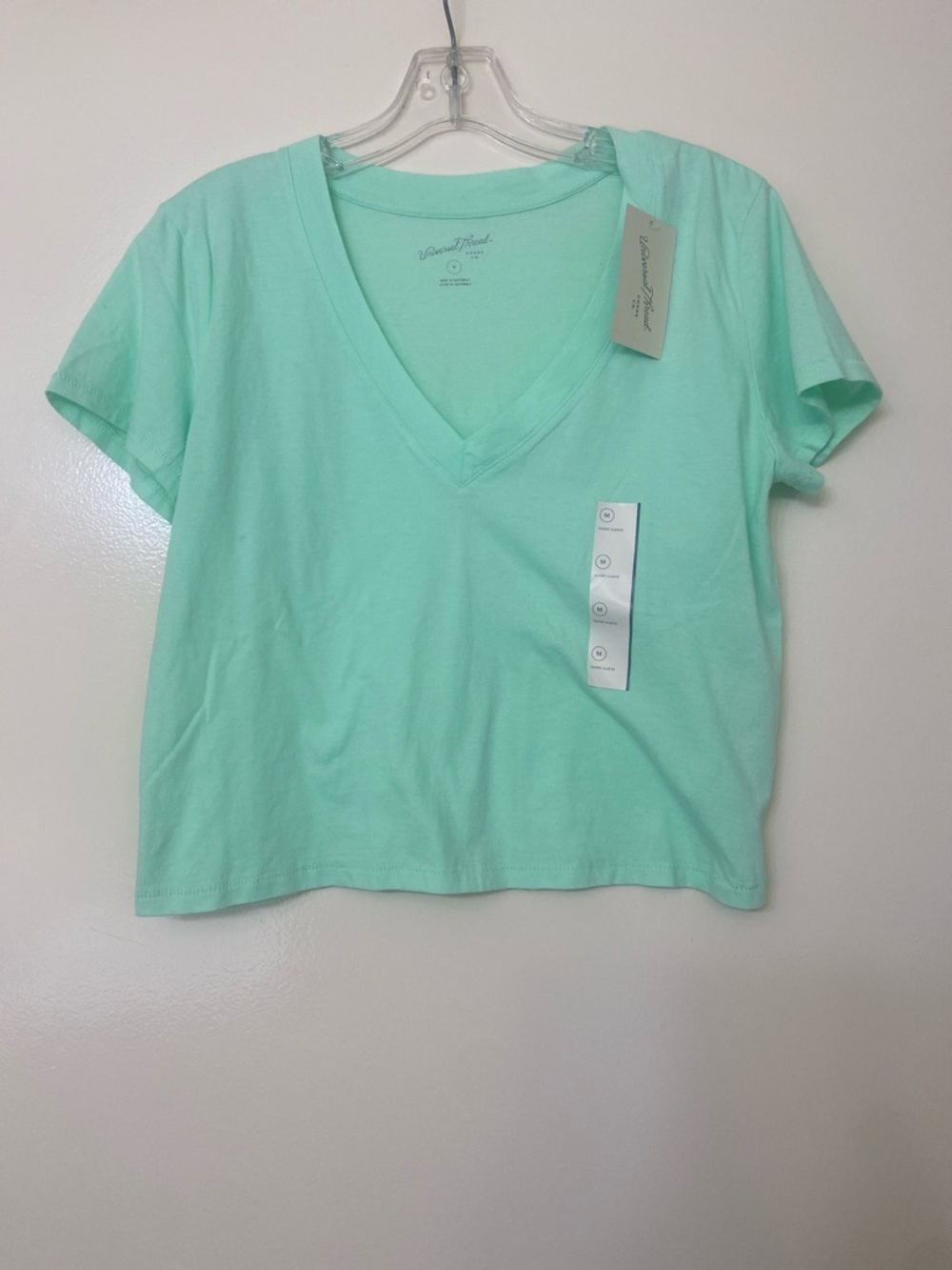 Women's Mint Green V-Neck Cropped Tee - Picture 3 of 4